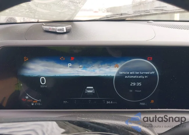 KNDER2AA2T7828660: 44082773