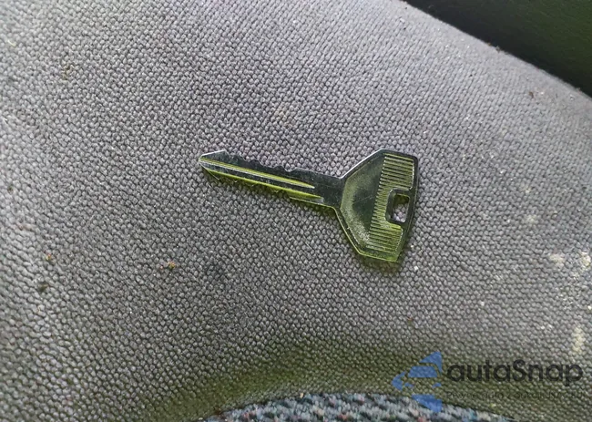 1B4HS28Y9WF229914: 44082806