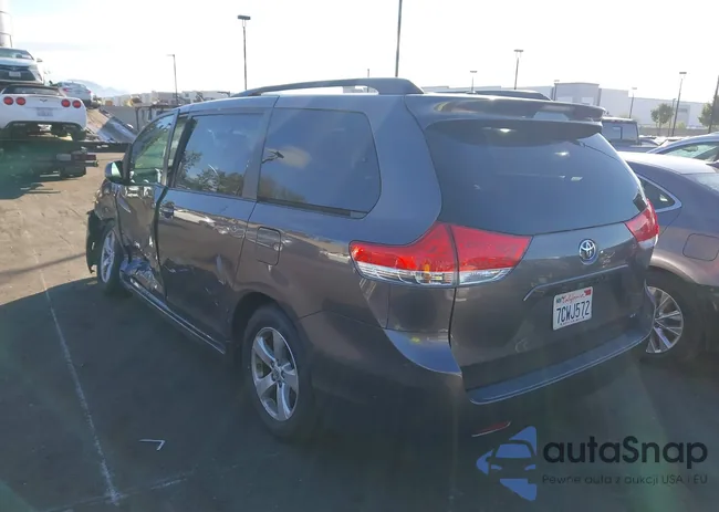 5TDKK3DC9ES423592: 44082883