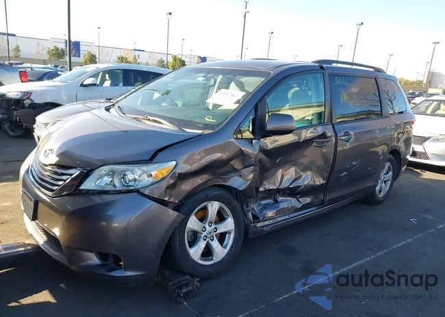 5TDKK3DC9ES423592: 44082883