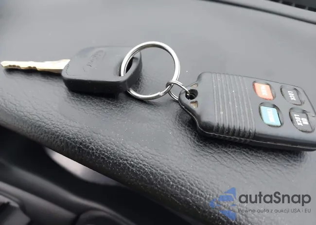 1FALP45X2TF185598: 44082946