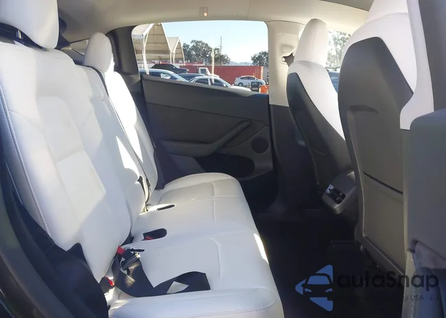 7SAYGDEE4RF079376: 44082999