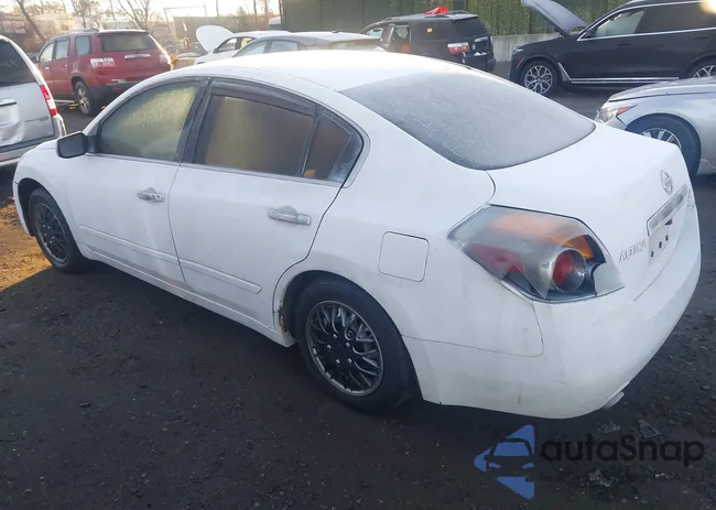 1N4AL21E09N546952: 44083031