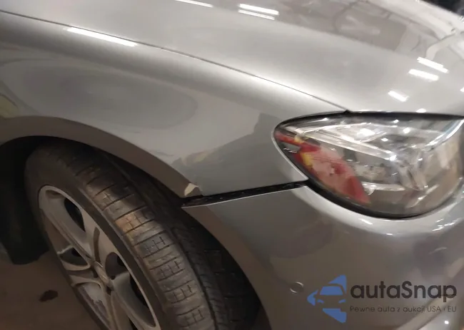 WDDZF4KB1HA102012: 44083069