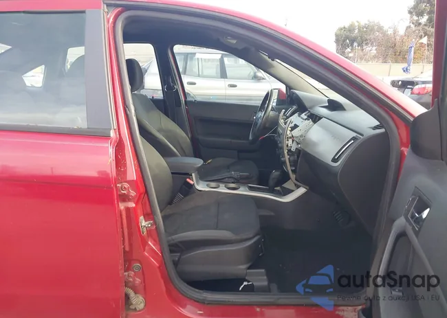 1FAHP3GN4AW274582: 44083132