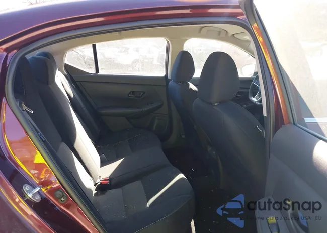 3N1AB8CV2RY275749: 44082171