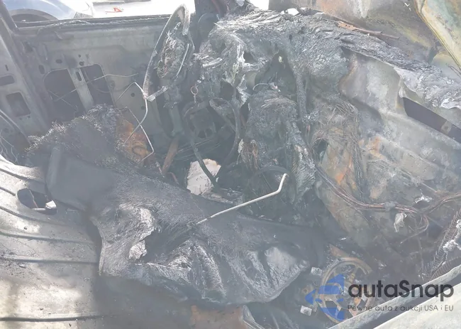 1C4NJPBA9GD601699: 44082338