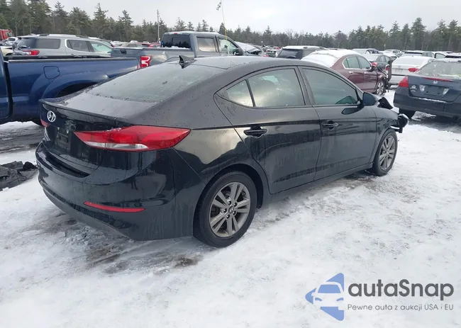 5NPD84LF8JH242489: 44082359