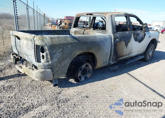 3C6UR5CL7RG193516: 44082454