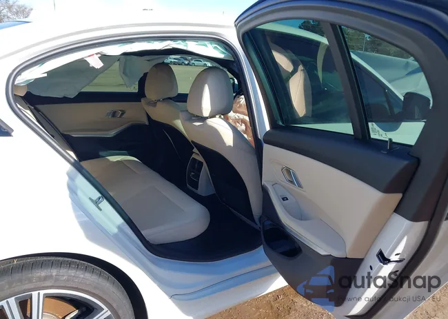 3MW69FF07P8D68893: 44082481