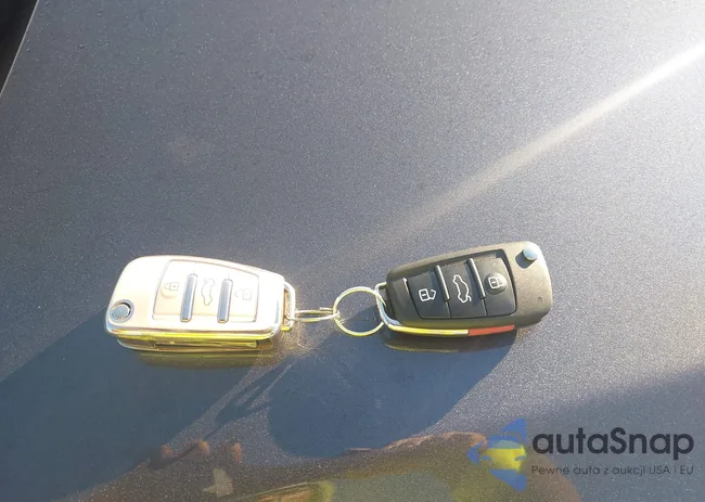 WA1DECF37M1004790: 44082500