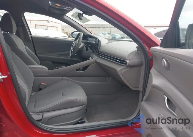 KMHLM4DG7RU739982: 44082536