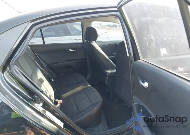 3KPA24AD3LE283139: 44082560