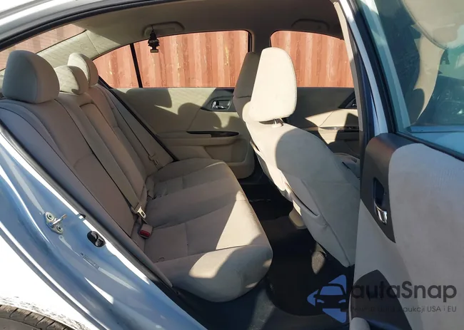 1HGCR2F36DA119768: 44083564