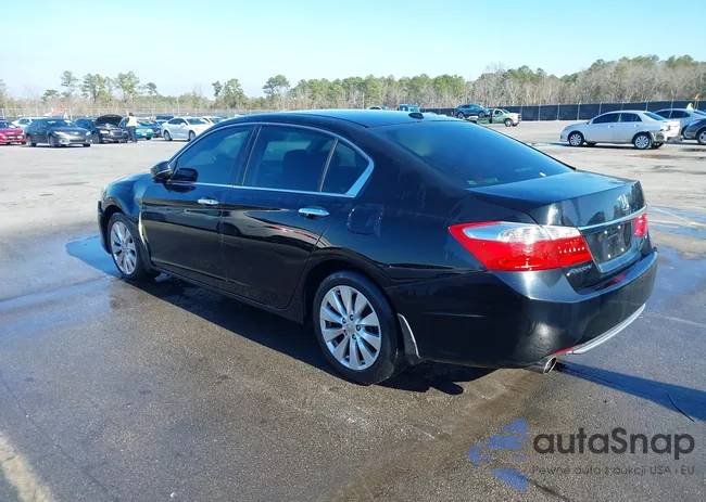 1HGCR3F88DA017583: 44083614