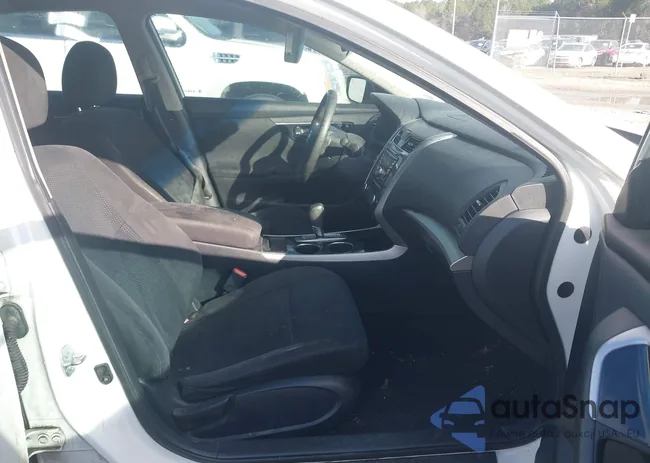 1N4AL3AP2EC118104: 44083768