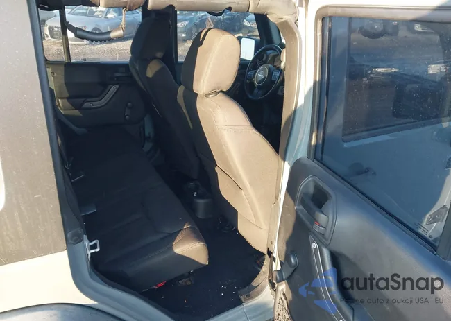 1C4BJWDG7EL232861: 44083771