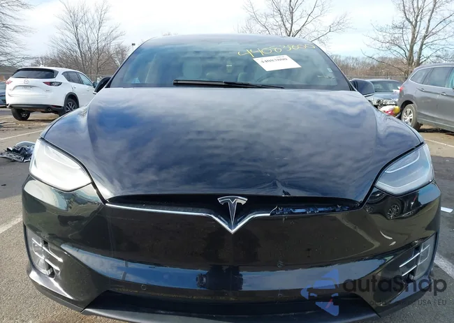 5YJXCBE20HF046064: 44083800