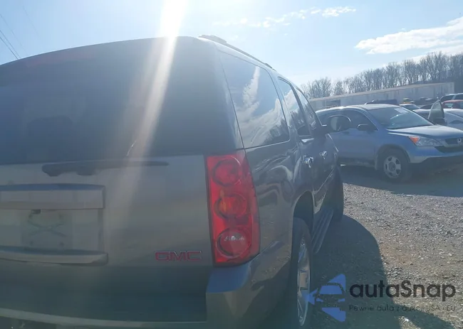 1GKFC13J38R154824: 44084003