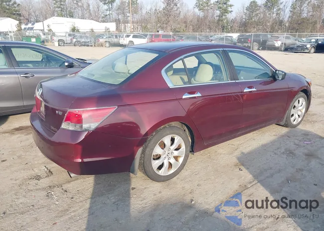 1HGCP36748A043990: 44084047