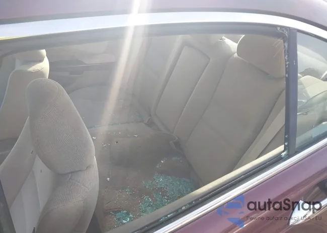 1HGCP36748A043990: 44084047