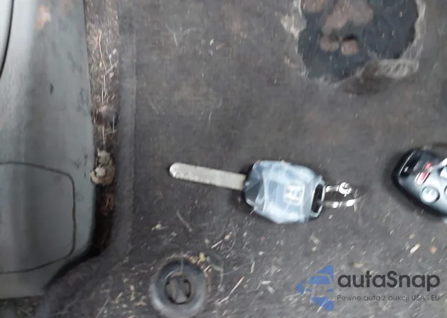 2HGFB2F84CH303264: 44084063