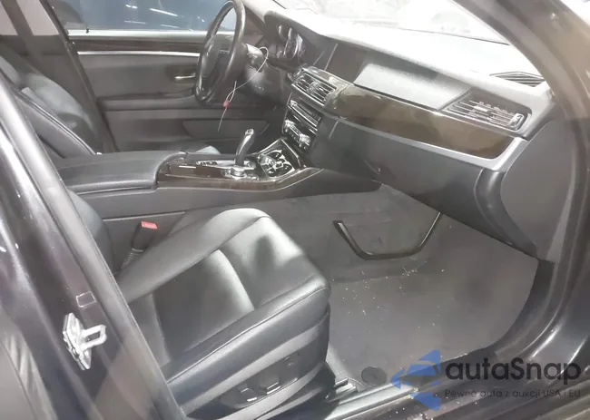 WBAFR7C57BC806951: 44084067