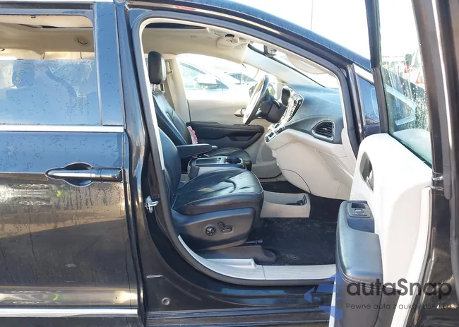 2C4RC1GG2KR731528: 44083185