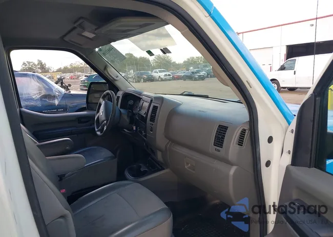 1N6BF0KM8HN802797: 44083198