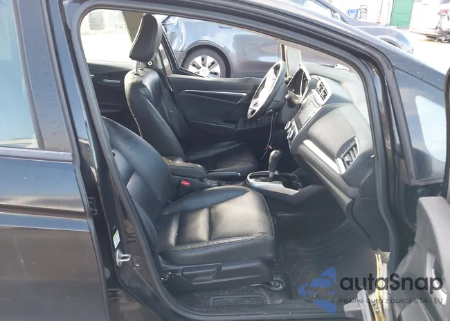 3HGGK5H86FM701469: 44083231