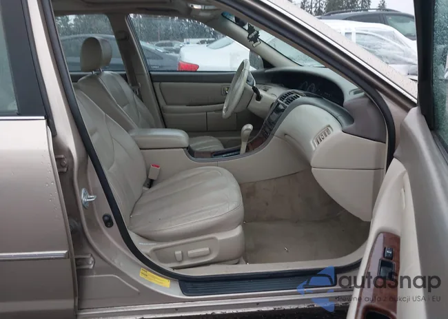 4T1BF28B51U133058: 44084611