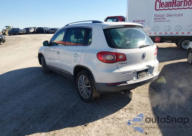 WVGBV7AXXBW501794: 44084643