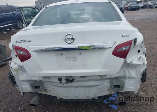 1N4AL3AP0JC201797: 44084650