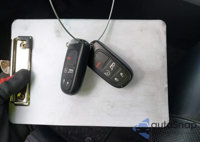 1C4PJMDB6GW340940: 44084674