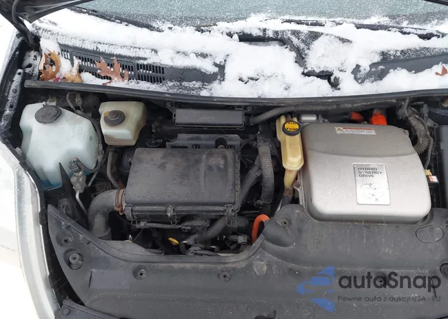 JTDKB20U377610185: 44084727