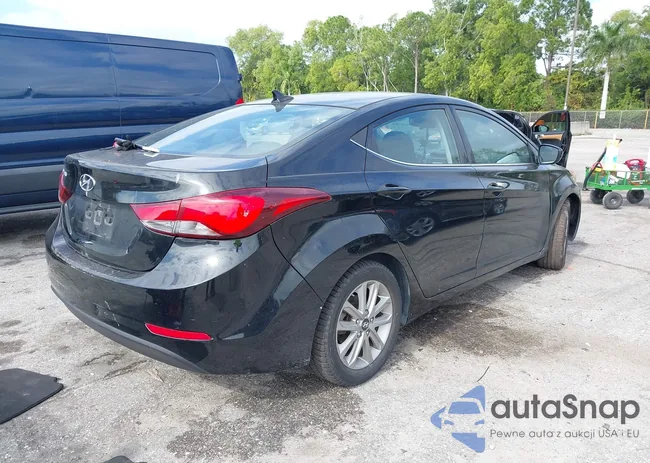 5NPDH4AE5FH605946: 44084784