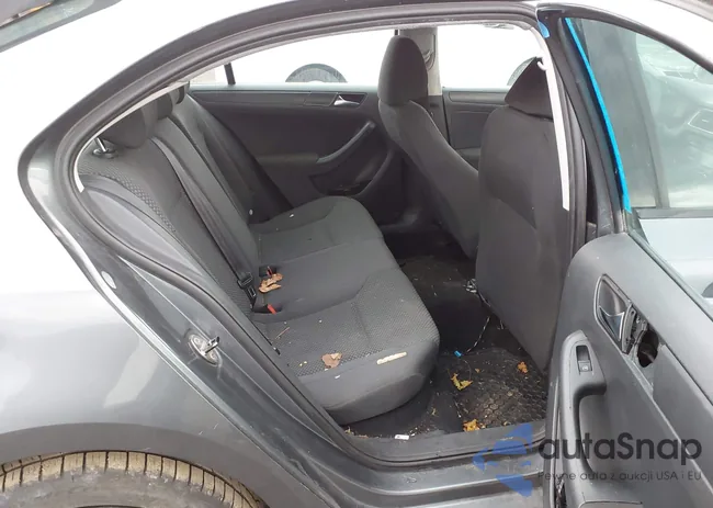 3VW1K7AJ1BM340673: 44084803