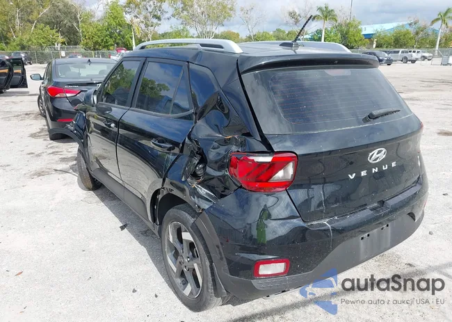 KMHRC8A34PU260874: 44084805