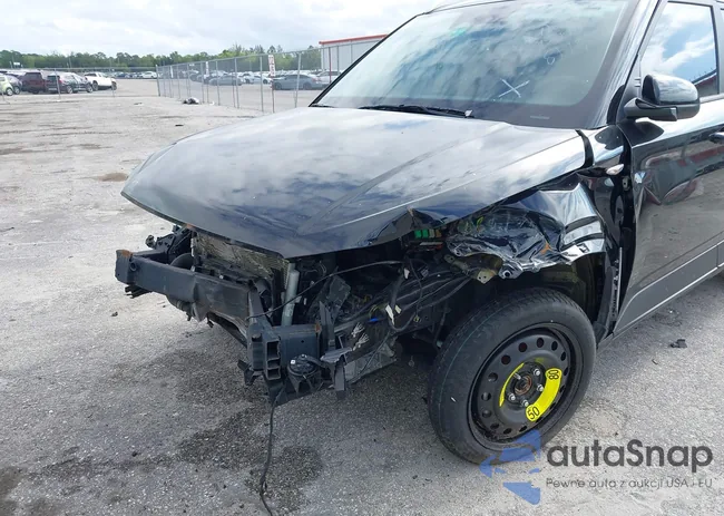 KMHRC8A34PU260874: 44084805