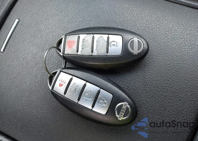 1N4AL21E38C289666: 44084847