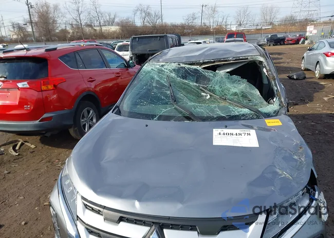 JA4APUAU1MU027113: 44084878