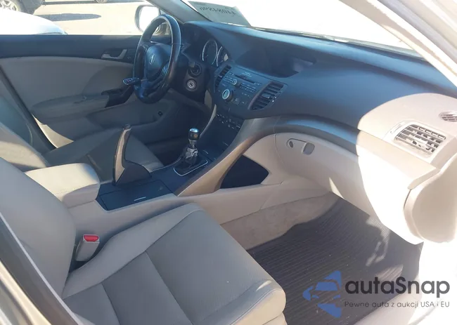 JH4CU25639C034325: 44084896