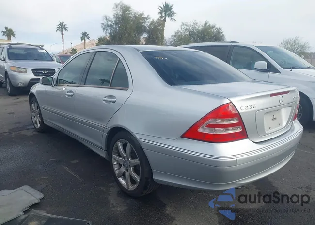 WDBRF40J13F396011: 44084919