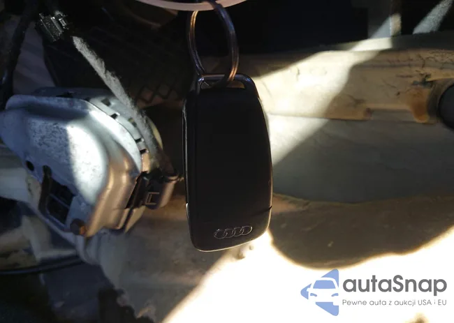 WA1LMAFE3BD002258: 44084944