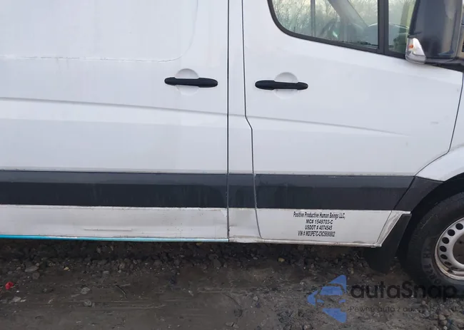 WD3PE7CC9C5690802: 44084955