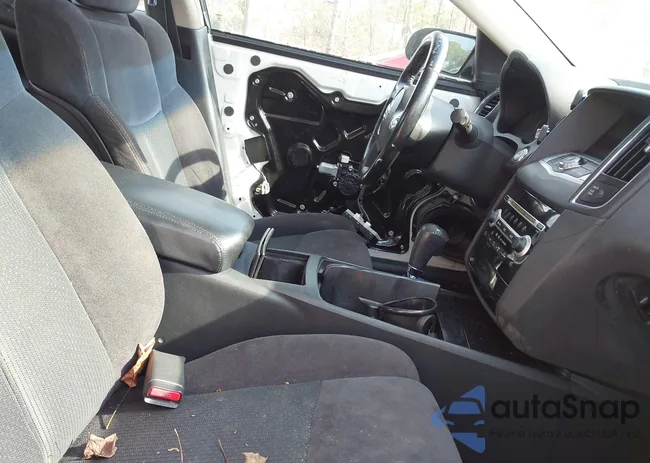 1N4AA51E69C839743: 44084956