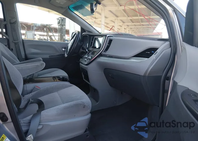 5TDKK3DC9FS549775: 44084150