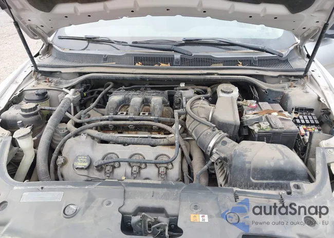 1FAHP2DW7AG169066: 44084157