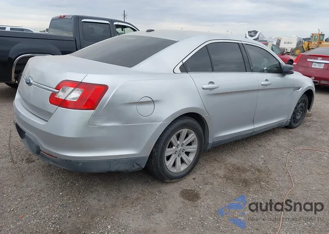 1FAHP2DW7AG169066: 44084157