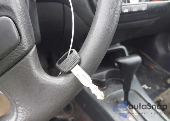 1HGEJ8244YL076155: 44084183